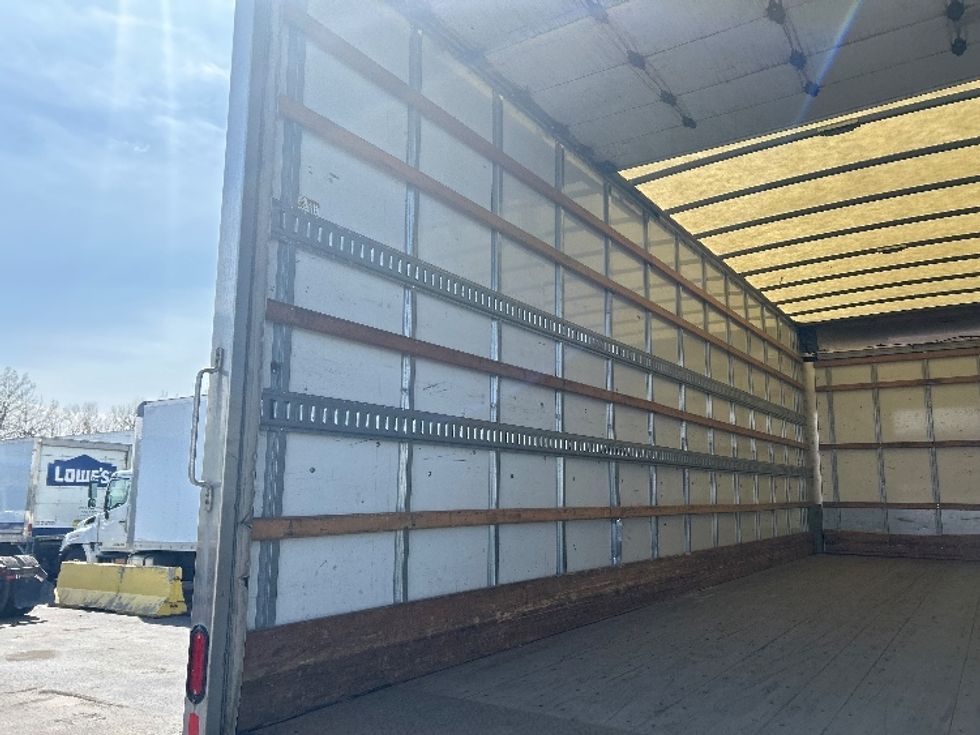 Medium Duty Box Truck-Light and Medium Duty Trucks-International-2021-MV607-Brook Park-OH-147,008\n\t\tmiles-$ 60,250 - Image 11