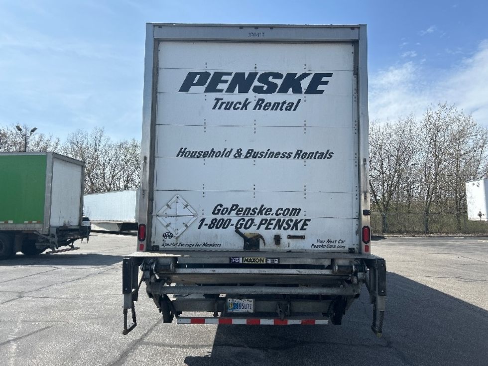 Medium Duty Box Truck-Light and Medium Duty Trucks-International-2021-MV607-Brook Park-OH-147,008\n\t\tmiles-$ 60,250 - Image 7