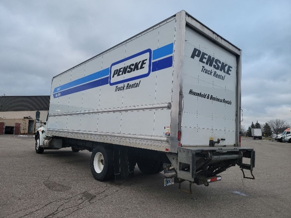 Medium Duty Box Truck-Light and Medium Duty Trucks-International-2021-MV607-Brooklyn Park-MN-147,937\n\t\tmiles-$ 60,000 - Image 6