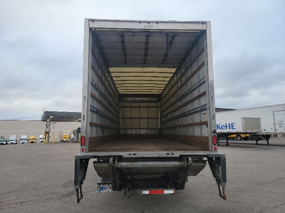 Medium Duty Box Truck-Light and Medium Duty Trucks-International-2021-MV607-Brooklyn Park-MN-147,937\n\t\tmiles-$ 60,000 - Image 8