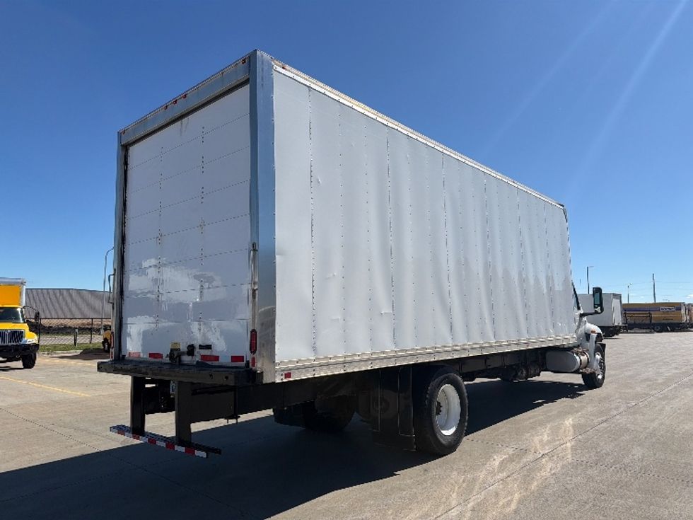 Medium Duty Box Truck-Light and Medium Duty Trucks-International-2021-MV607-Brooklyn Park-MN-150,783\n\t\tmiles-$ 50,500 - Image 12