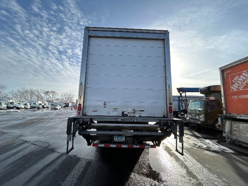 Medium Duty Box Truck-Light and Medium Duty Trucks-International-2021-MV607-Brooklyn Park-MN-157,406\n\t\tmiles-$ 57,000 - Image 7