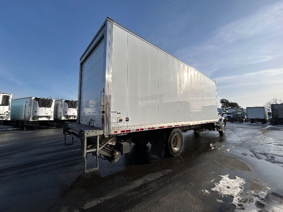 Medium Duty Box Truck-Light and Medium Duty Trucks-International-2021-MV607-Brooklyn Park-MN-157,406\n\t\tmiles-$ 57,000 - Image 13