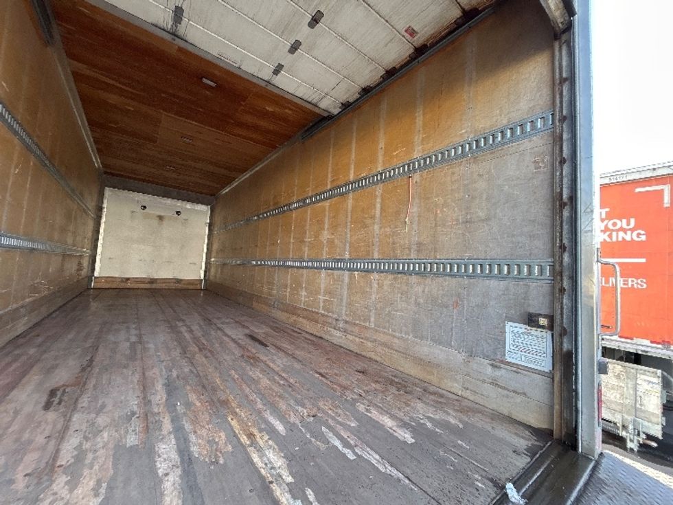 Medium Duty Box Truck-Light and Medium Duty Trucks-International-2021-MV607-Brooklyn Park-MN-157,406\n\t\tmiles-$ 57,000 - Image 12
