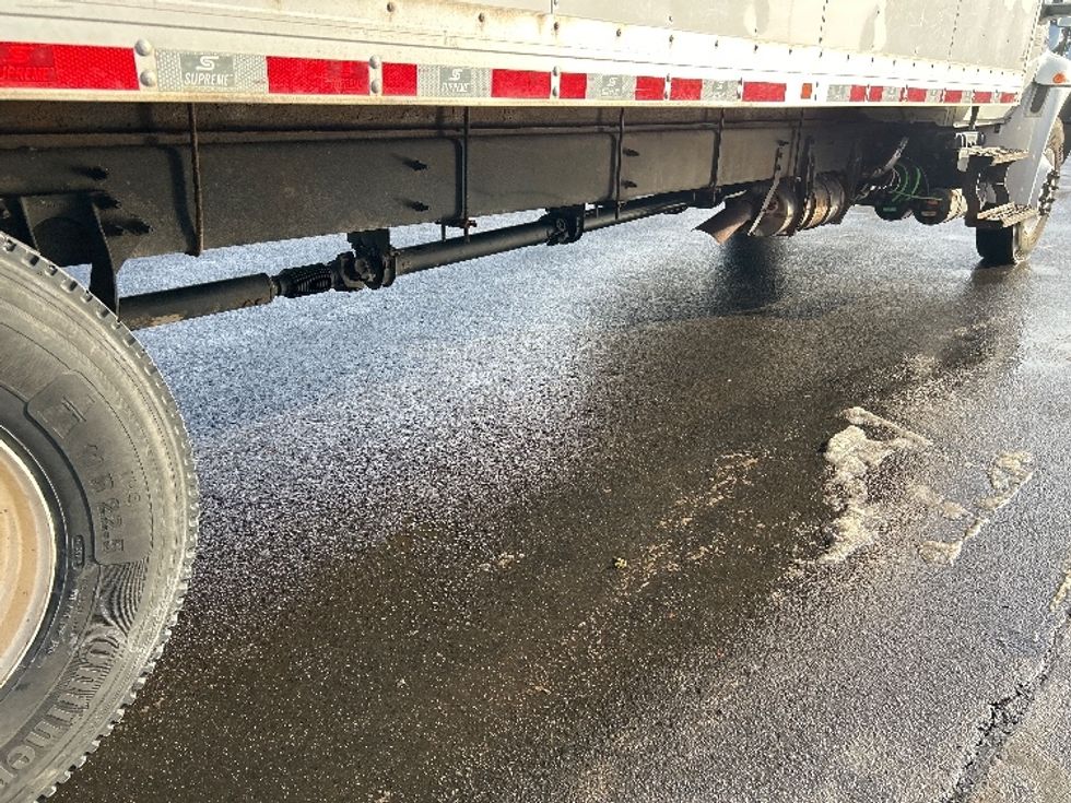 Medium Duty Box Truck-Light and Medium Duty Trucks-International-2021-MV607-Brooklyn Park-MN-157,406\n\t\tmiles-$ 57,000 - Image 14