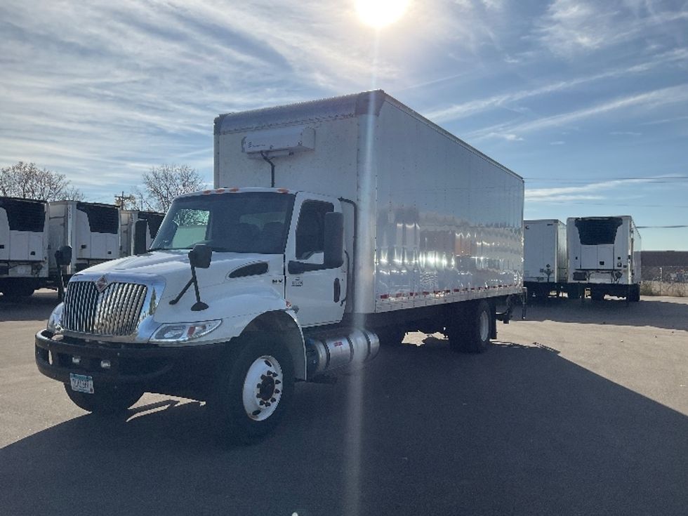 Medium Duty Box Truck-Light and Medium Duty Trucks-International-2021-MV607-Brooklyn Park-MN-160,976\n\t\tmiles-$ 56,250 - Image 3