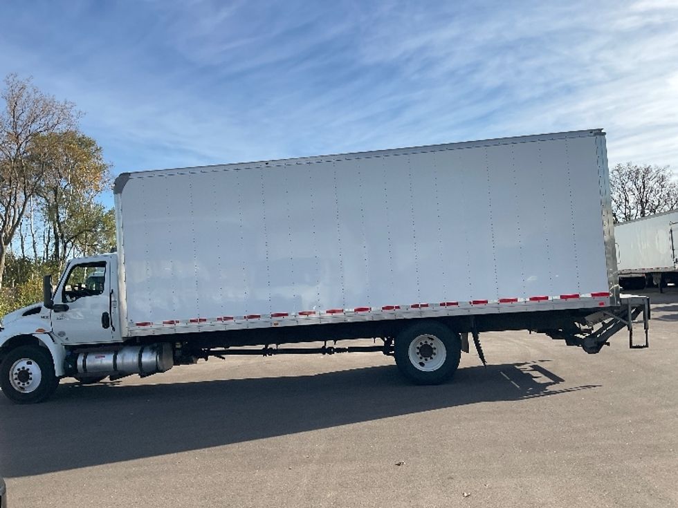 Medium Duty Box Truck-Light and Medium Duty Trucks-International-2021-MV607-Brooklyn Park-MN-160,976\n\t\tmiles-$ 56,250 - Image 4