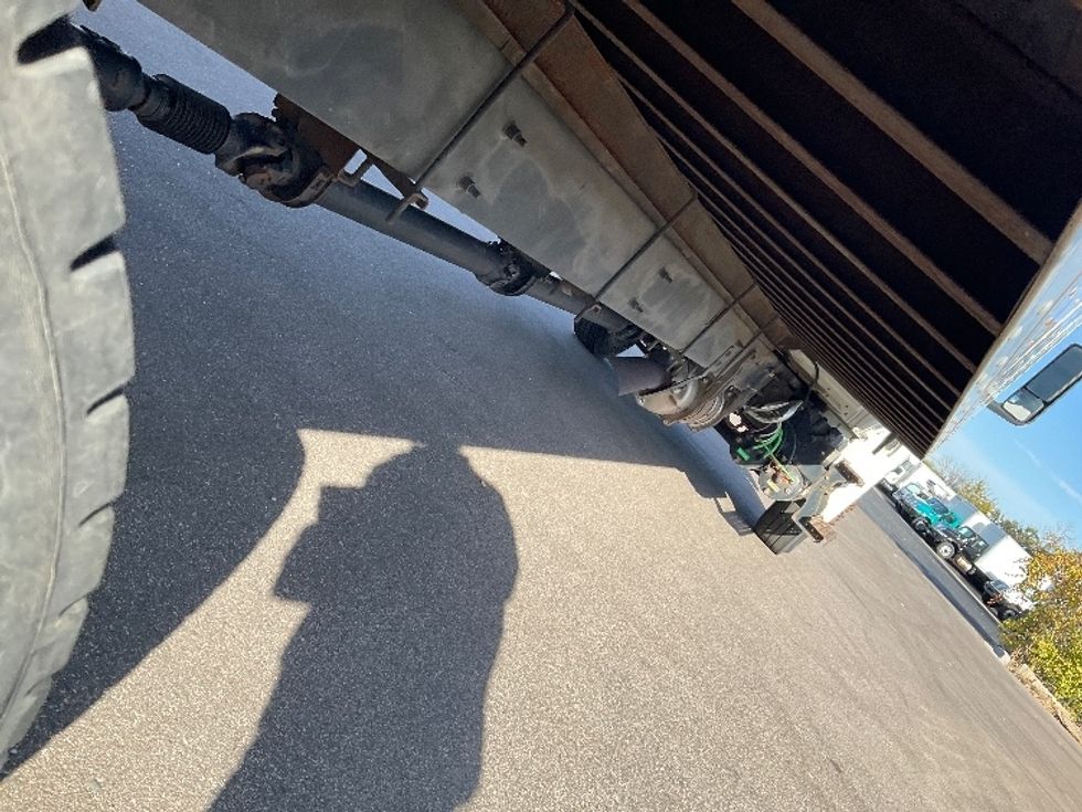 Medium Duty Box Truck-Light and Medium Duty Trucks-International-2021-MV607-Brooklyn Park-MN-160,976\n\t\tmiles-$ 56,250 - Image 14