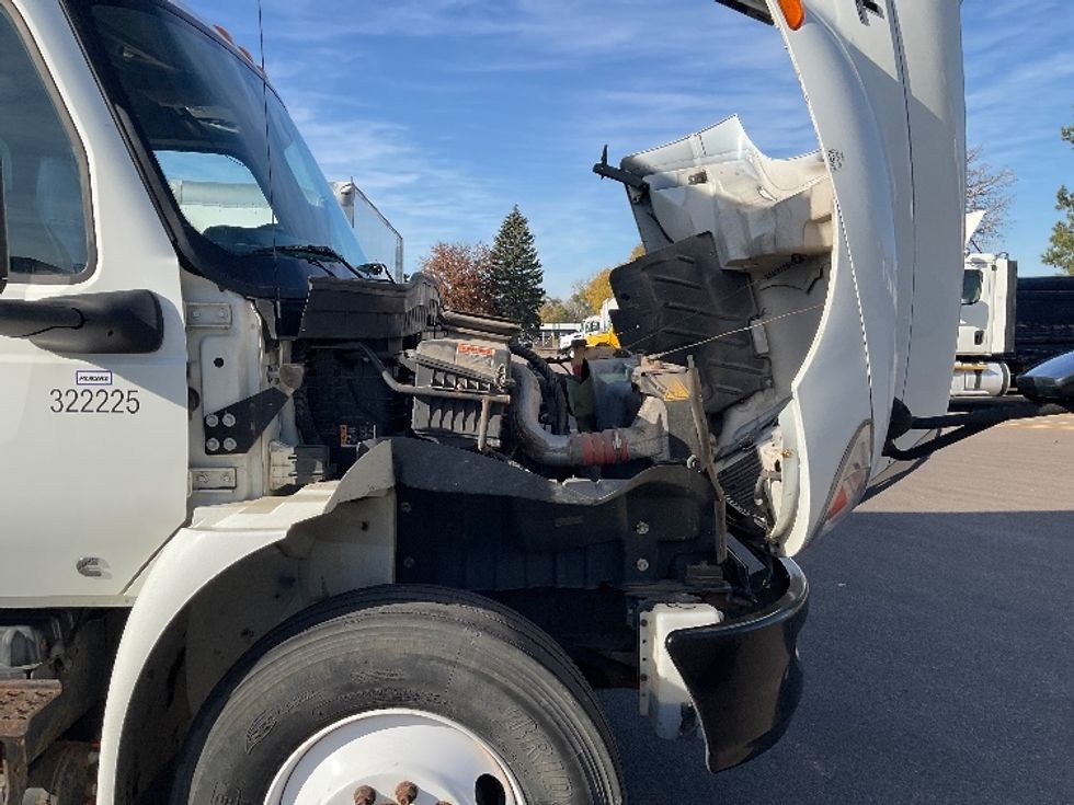 Medium Duty Box Truck-Light and Medium Duty Trucks-International-2021-MV607-Brooklyn Park-MN-160,976\n\t\tmiles-$ 56,250 - Image 23