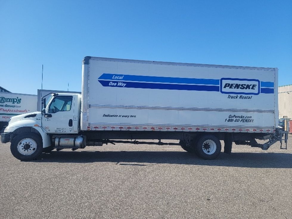 Medium Duty Box Truck-Light and Medium Duty Trucks-International-2021-MV607-Brooklyn Park-MN-161,696\n\t\tmiles-$ 57,750 - Image 4