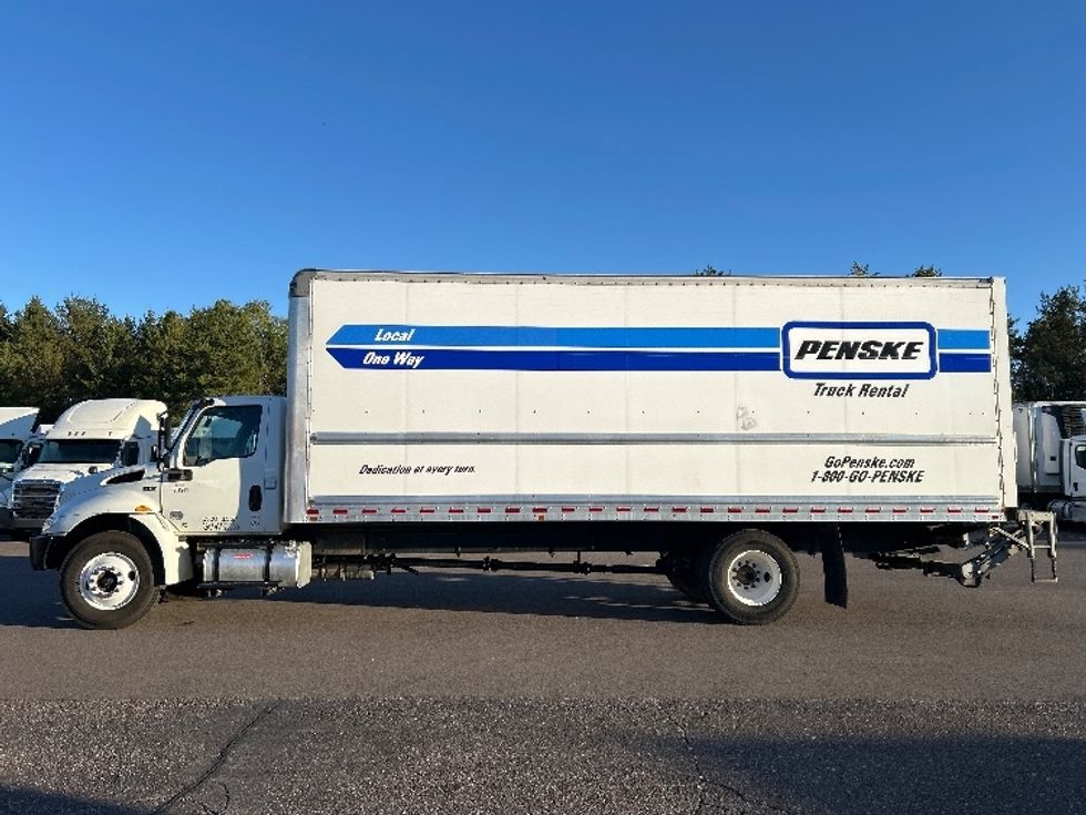 Medium Duty Box Truck-Light and Medium Duty Trucks-International-2021-MV607-Brooklyn Park-MN-214,959\n\t\tmiles-$ 46,250 - Image 4