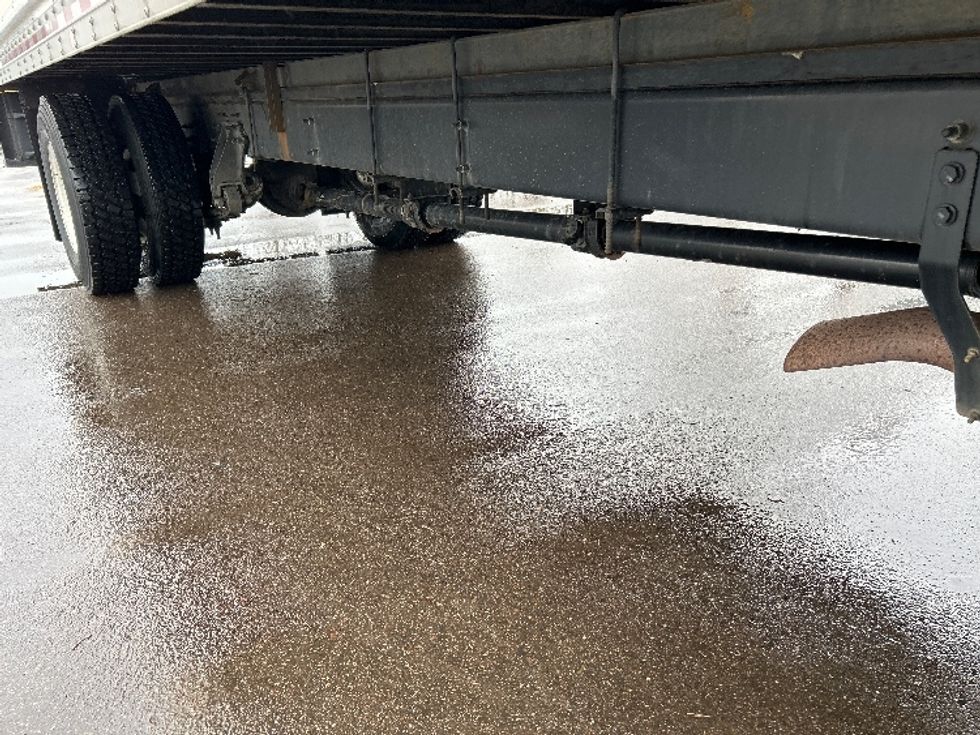 Medium Duty Box Truck-Light and Medium Duty Trucks-International-2021-MV607-Brooklyn Park-MN-217,793\n\t\tmiles-$ 37,750 - Image 14