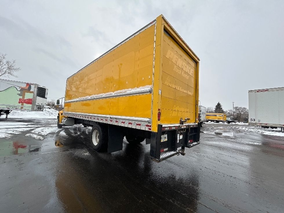 Medium Duty Box Truck-Light and Medium Duty Trucks-International-2021-MV607-Brooklyn Park-MN-228,668\n\t\tmiles-$ 36,250 - Image 6