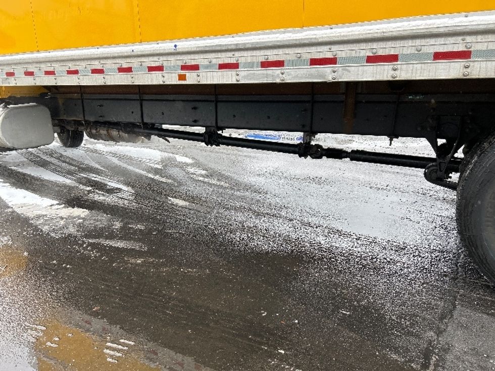 Medium Duty Box Truck-Light and Medium Duty Trucks-International-2021-MV607-Brooklyn Park-MN-228,668\n\t\tmiles-$ 36,250 - Image 5