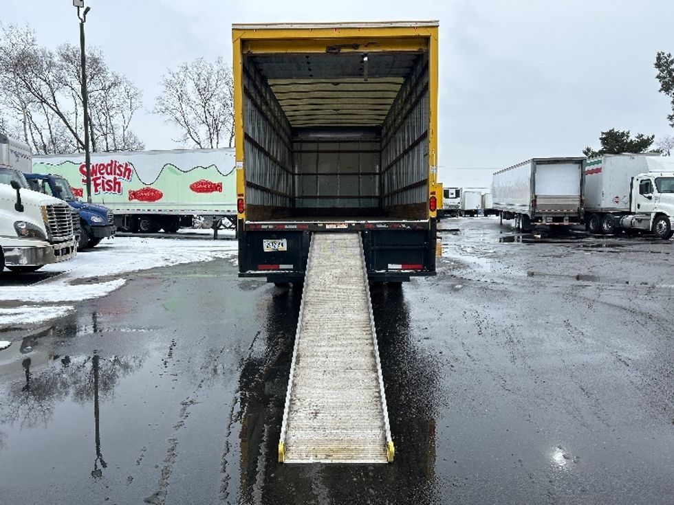 Medium Duty Box Truck-Light and Medium Duty Trucks-International-2021-MV607-Brooklyn Park-MN-228,668\n\t\tmiles-$ 36,250 - Image 9