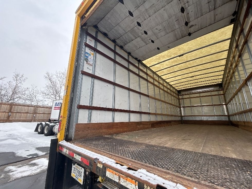Medium Duty Box Truck-Light and Medium Duty Trucks-International-2021-MV607-Brooklyn Park-MN-228,668\n\t\tmiles-$ 36,250 - Image 11