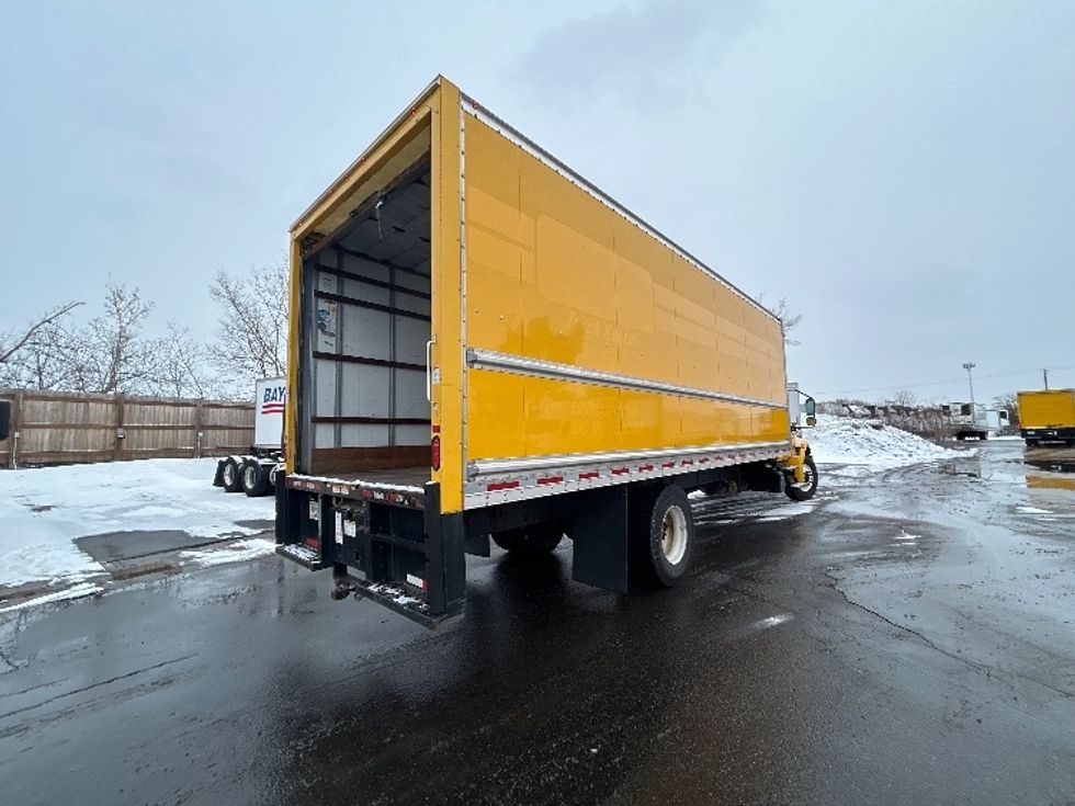 Medium Duty Box Truck-Light and Medium Duty Trucks-International-2021-MV607-Brooklyn Park-MN-228,668\n\t\tmiles-$ 36,250 - Image 13