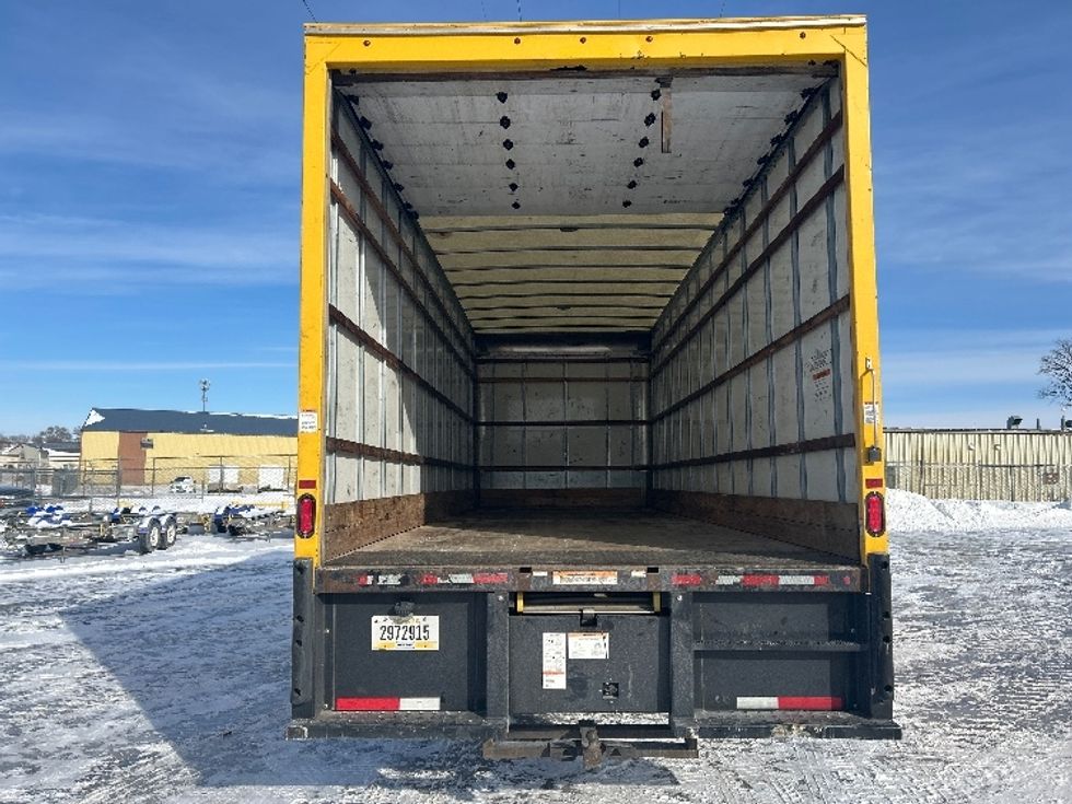 Medium Duty Box Truck-Light and Medium Duty Trucks-International-2021-MV607-Brooklyn Park-MN-241,658\n\t\tmiles-$ 33,500 - Image 8