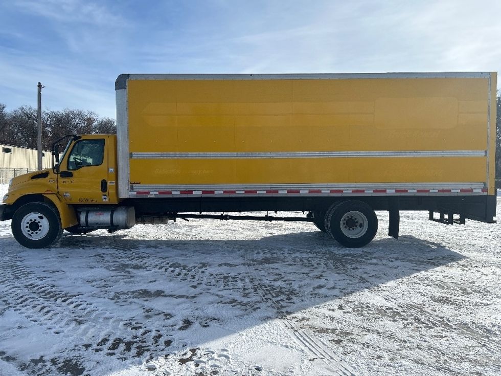 Medium Duty Box Truck-Light and Medium Duty Trucks-International-2021-MV607-Brooklyn Park-MN-241,658\n\t\tmiles-$ 33,500 - Image 4