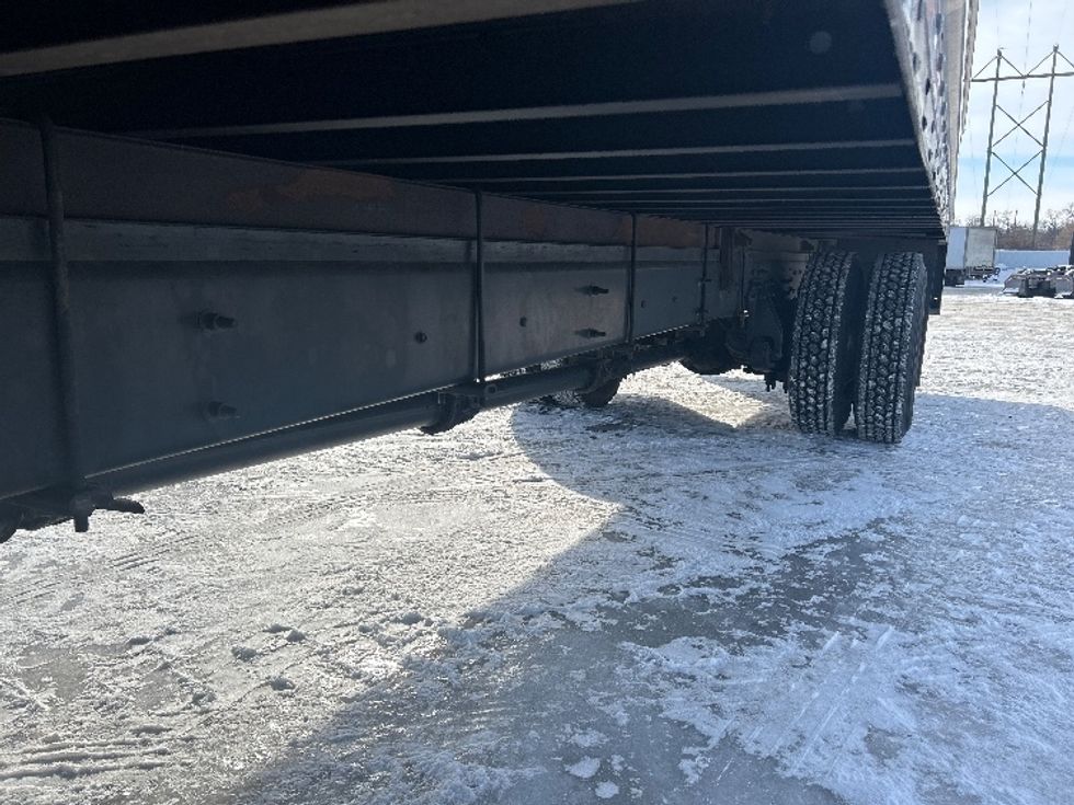 Medium Duty Box Truck-Light and Medium Duty Trucks-International-2021-MV607-Brooklyn Park-MN-241,658\n\t\tmiles-$ 33,500 - Image 5