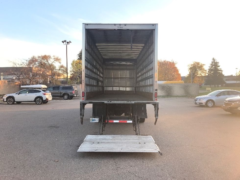 Medium Duty Box Truck-Light and Medium Duty Trucks-International-2021-MV607-Brooklyn Park-MN-278,703\n\t\tmiles-$ 35,750 - Image 9