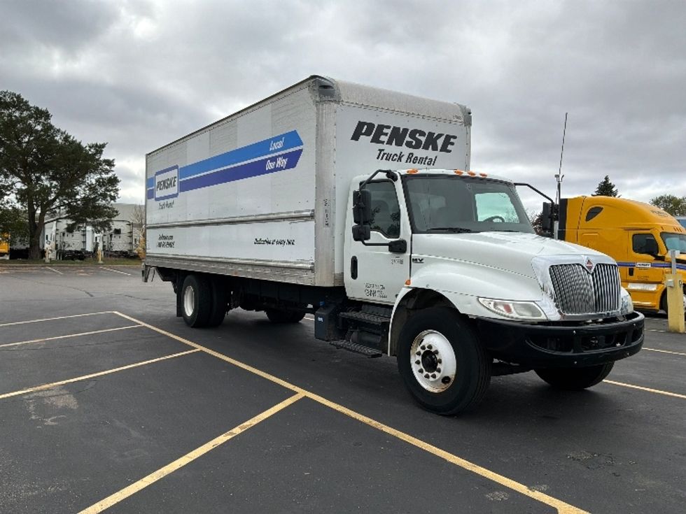 Medium Duty Box Truck-Light and Medium Duty Trucks-International-2021-MV607-Brooklyn Park-MN-285,060\n\t\tmiles-$ 42,500 - Image 1