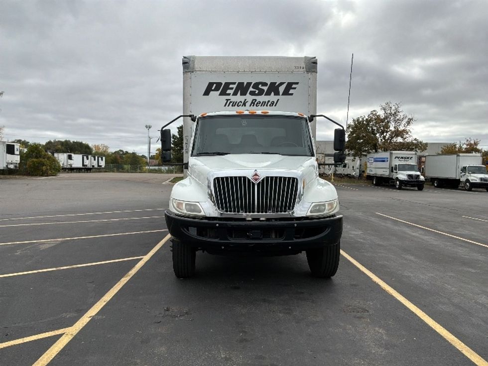 Medium Duty Box Truck-Light and Medium Duty Trucks-International-2021-MV607-Brooklyn Park-MN-285,060\n\t\tmiles-$ 42,500 - Image 2