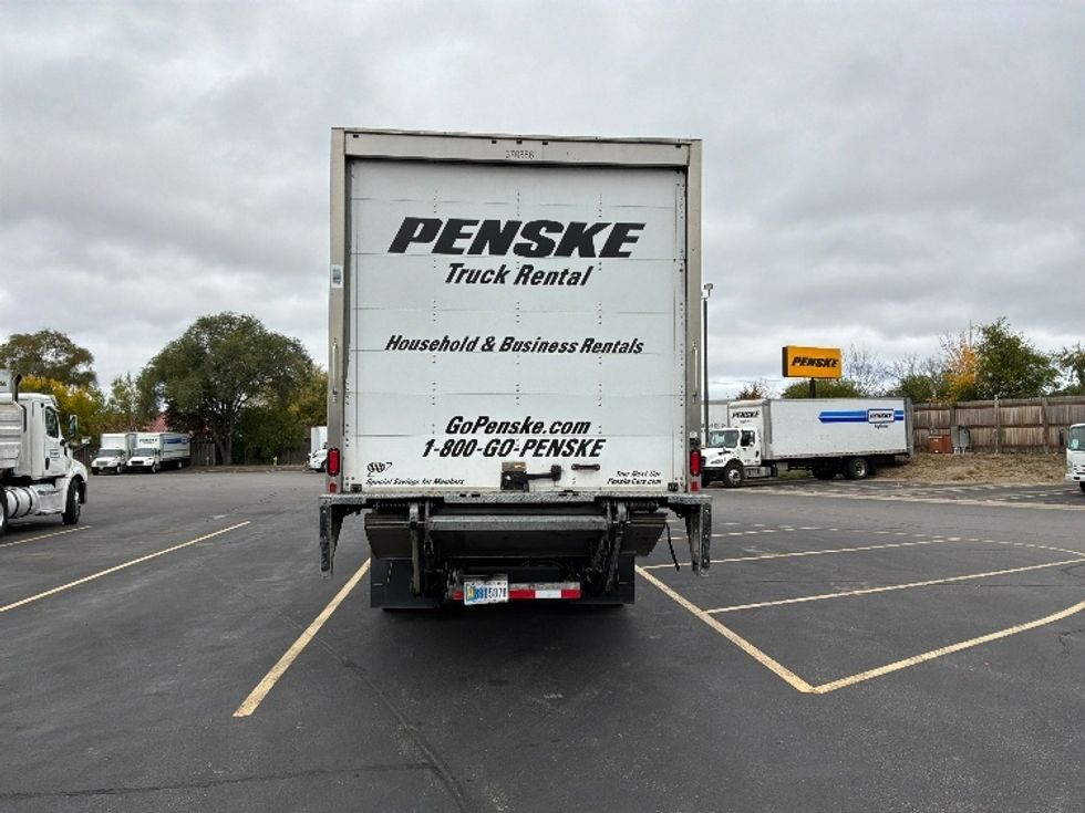 Medium Duty Box Truck-Light and Medium Duty Trucks-International-2021-MV607-Brooklyn Park-MN-285,060\n\t\tmiles-$ 42,500 - Image 7