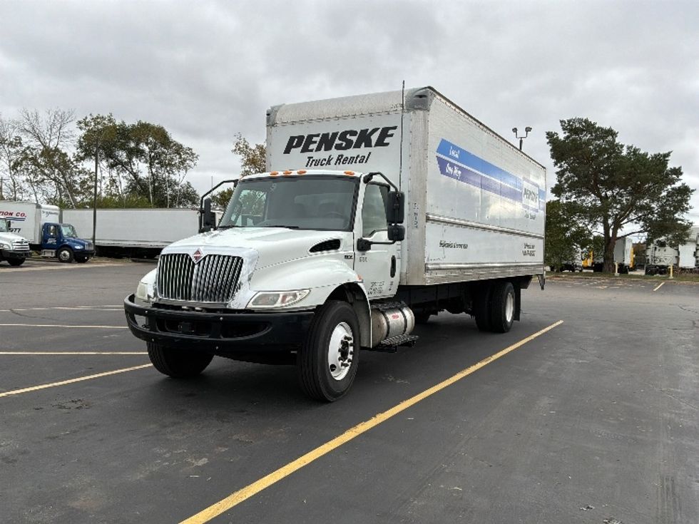 Medium Duty Box Truck-Light and Medium Duty Trucks-International-2021-MV607-Brooklyn Park-MN-285,060\n\t\tmiles-$ 42,500 - Image 3