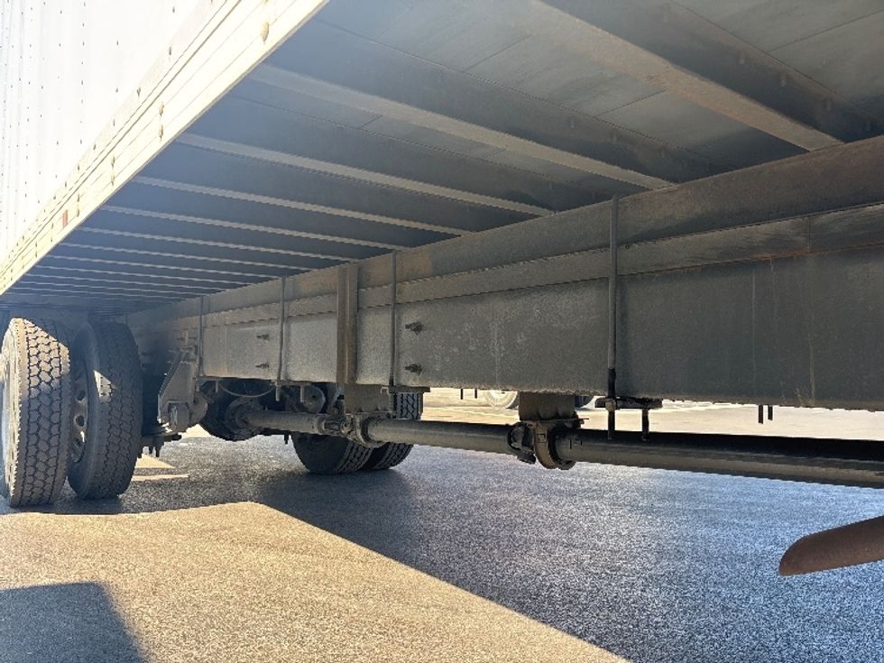 Medium Duty Box Truck-Light and Medium Duty Trucks-International-2021-MV607-Burlington-NJ-261,827\n\t\tmiles-$ 33,750 - Image 14