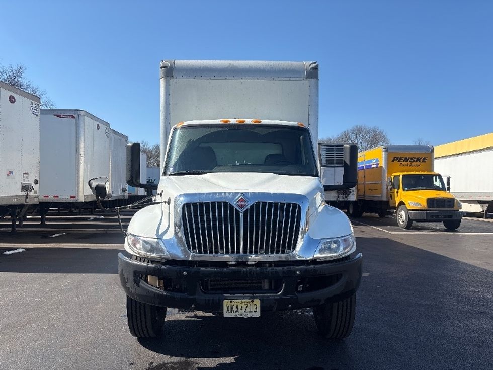Medium Duty Box Truck-Light and Medium Duty Trucks-International-2021-MV607-Burlington-NJ-261,827\n\t\tmiles-$ 33,750 - Image 2