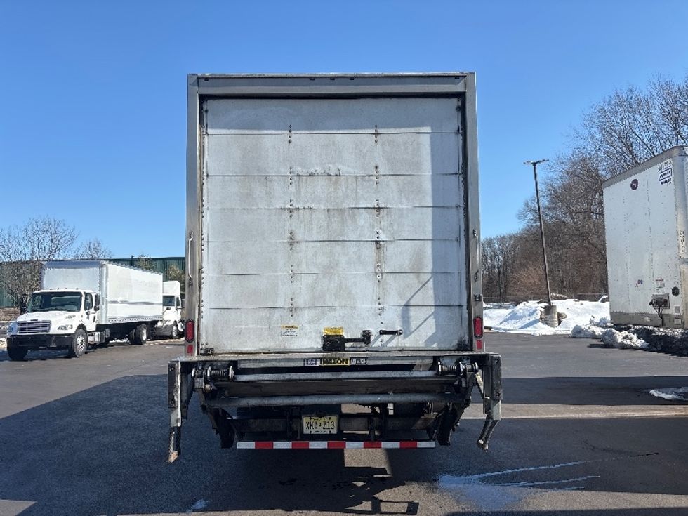 Medium Duty Box Truck-Light and Medium Duty Trucks-International-2021-MV607-Burlington-NJ-261,827\n\t\tmiles-$ 33,750 - Image 7