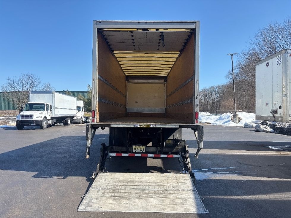 Medium Duty Box Truck-Light and Medium Duty Trucks-International-2021-MV607-Burlington-NJ-261,827\n\t\tmiles-$ 33,750 - Image 9