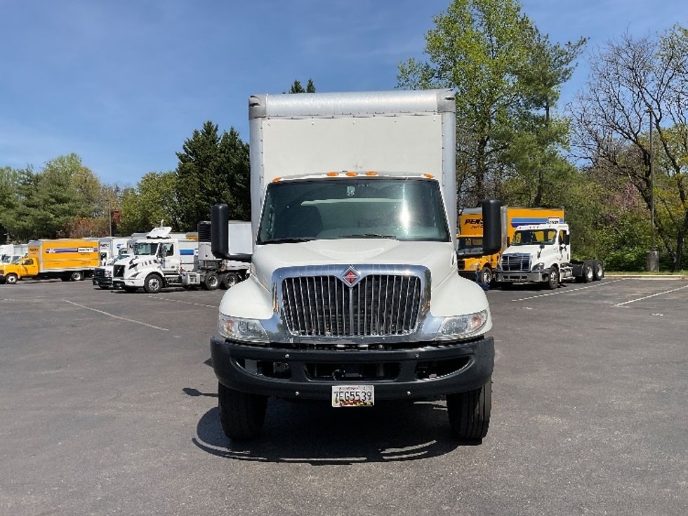 Medium Duty Box Truck-Light and Medium Duty Trucks-International-2021-MV607-Capitol Heights-MD-105,998\n\t\tmiles-$ 64,000 - Image 2