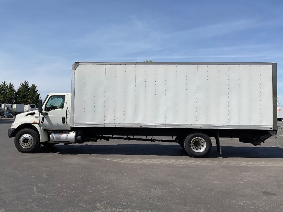 Medium Duty Box Truck-Light and Medium Duty Trucks-International-2021-MV607-Capitol Heights-MD-105,998\n\t\tmiles-$ 64,000 - Image 4