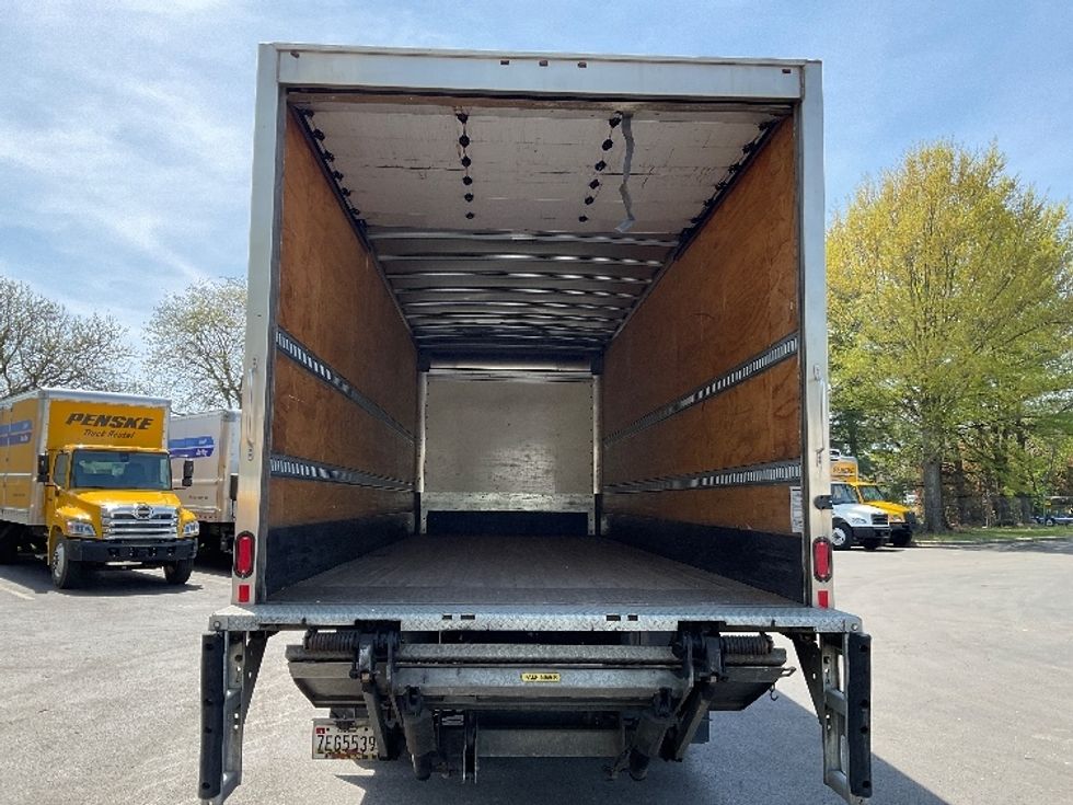 Medium Duty Box Truck-Light and Medium Duty Trucks-International-2021-MV607-Capitol Heights-MD-105,998\n\t\tmiles-$ 64,000 - Image 8