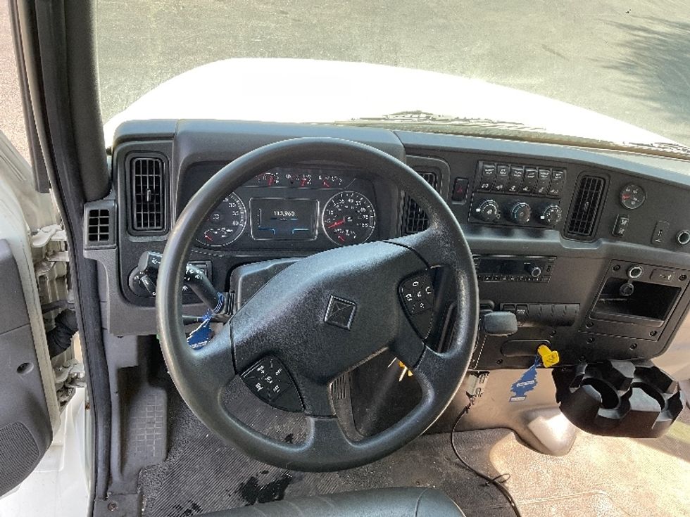 Medium Duty Box Truck-Light and Medium Duty Trucks-International-2021-MV607-Capitol Heights-MD-105,998\n\t\tmiles-$ 64,000 - Image 18