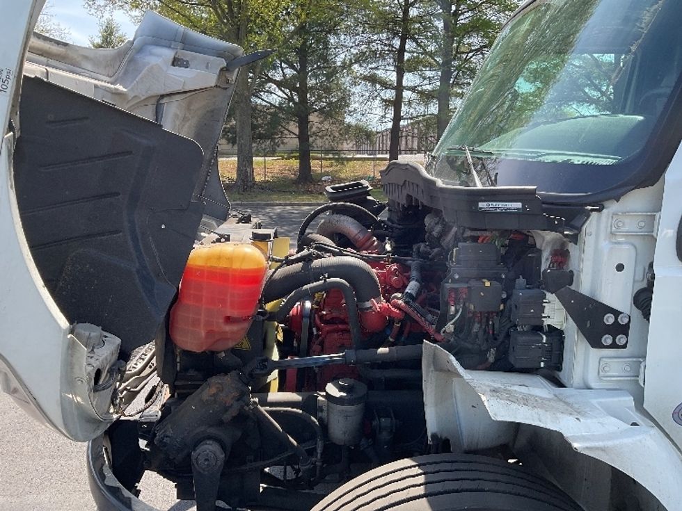 Medium Duty Box Truck-Light and Medium Duty Trucks-International-2021-MV607-Capitol Heights-MD-105,998\n\t\tmiles-$ 64,000 - Image 24
