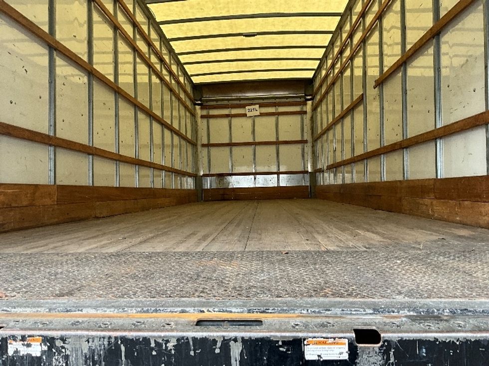 Medium Duty Box Truck-Light and Medium Duty Trucks-International-2021-MV607-Capitol Heights-MD-204,105\n\t\tmiles-$ 40,000 - Image 10