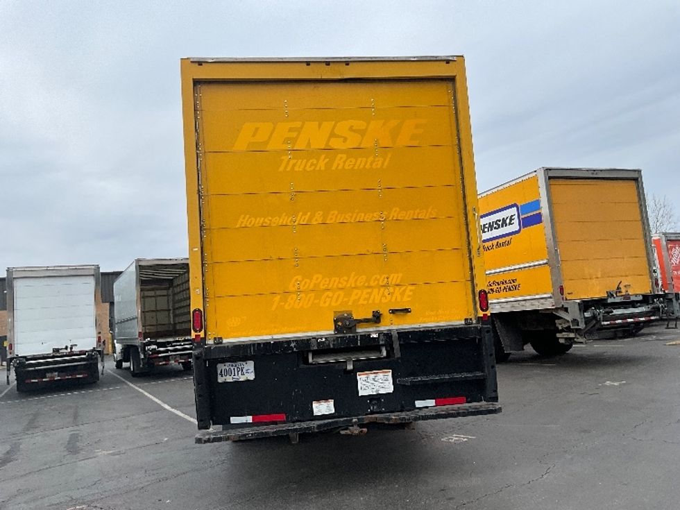 Medium Duty Box Truck-Light and Medium Duty Trucks-International-2021-MV607-Capitol Heights-MD-204,105\n\t\tmiles-$ 40,000 - Image 7