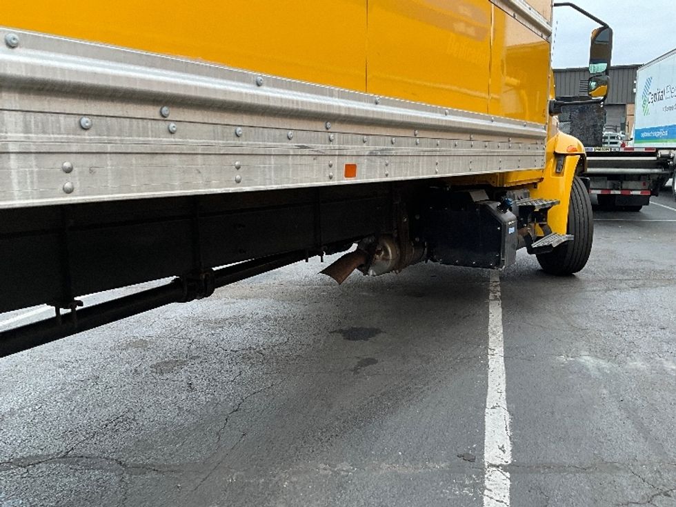 Medium Duty Box Truck-Light and Medium Duty Trucks-International-2021-MV607-Capitol Heights-MD-204,105\n\t\tmiles-$ 40,000 - Image 14