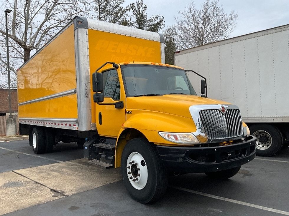 Medium Duty Box Truck-Light and Medium Duty Trucks-International-2021-MV607-Capitol Heights-MD-212,847\n\t\tmiles-$ 38,750 - Image 1