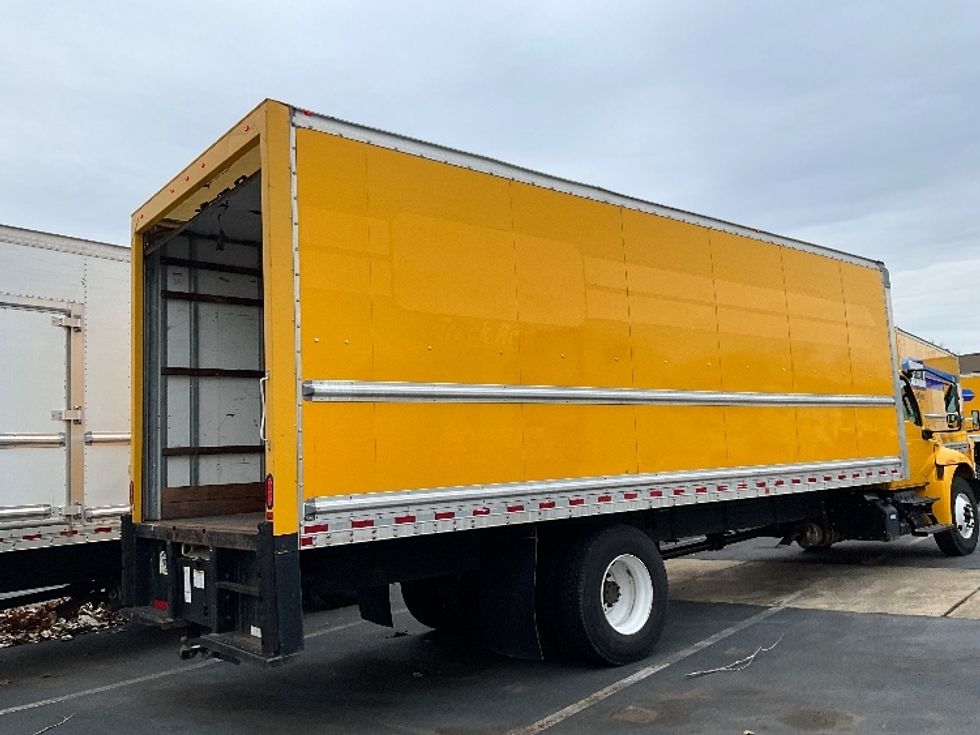 Medium Duty Box Truck-Light and Medium Duty Trucks-International-2021-MV607-Capitol Heights-MD-212,847\n\t\tmiles-$ 38,750 - Image 13