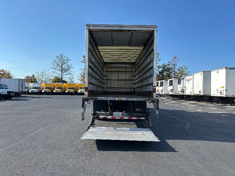 Medium Duty Box Truck-Light and Medium Duty Trucks-International-2021-MV607-Capitol Heights-MD-249,604\n\t\tmiles-$ 40,000 - Image 9