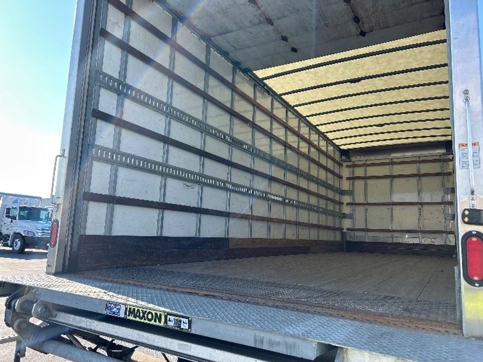 Medium Duty Box Truck-Light and Medium Duty Trucks-International-2021-MV607-Capitol Heights-MD-249,604\n\t\tmiles-$ 40,000 - Image 11