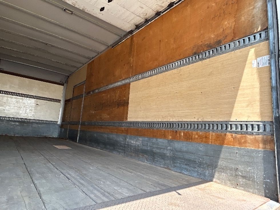 Medium Duty Box Truck-Light and Medium Duty Trucks-International-2021-MV607-Carrollton-TX-174,656\n\t\tmiles-$ 56,500 - Image 12