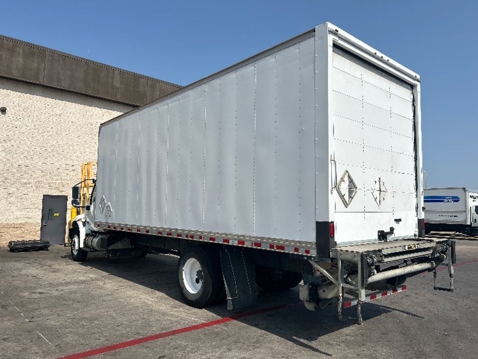Medium Duty Box Truck-Light and Medium Duty Trucks-International-2021-MV607-Carrollton-TX-174,656\n\t\tmiles-$ 56,500 - Image 6