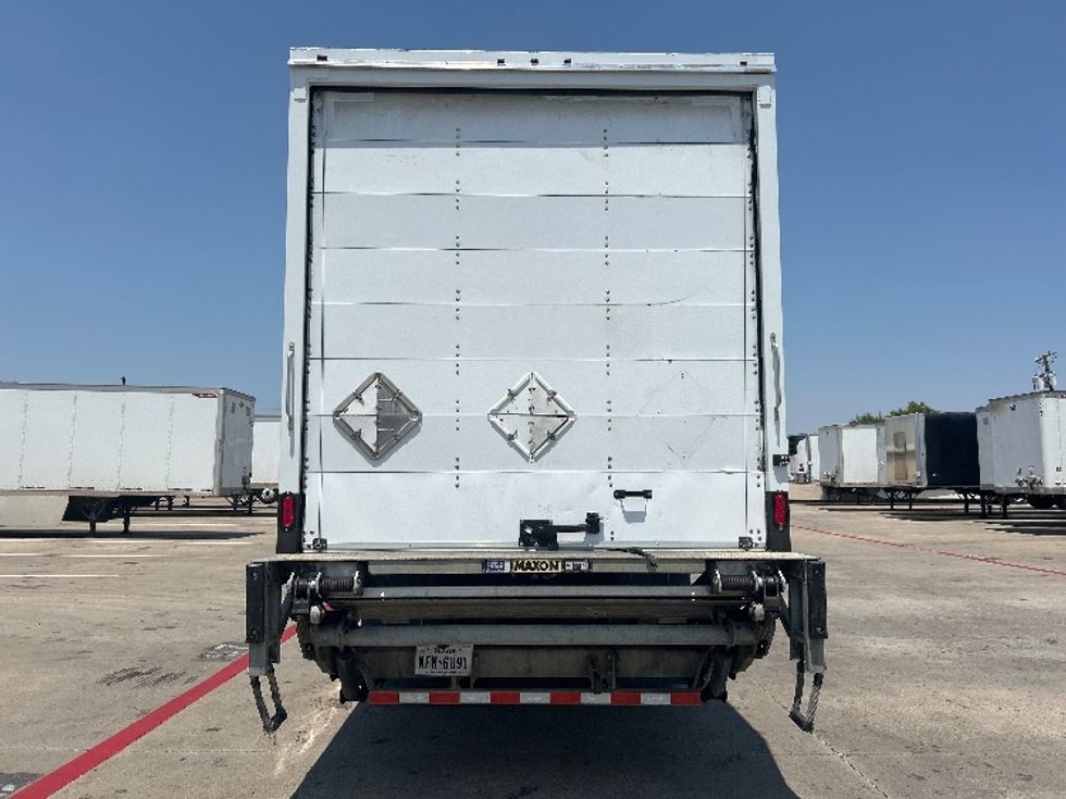 Medium Duty Box Truck-Light and Medium Duty Trucks-International-2021-MV607-Carrollton-TX-174,656\n\t\tmiles-$ 56,500 - Image 7