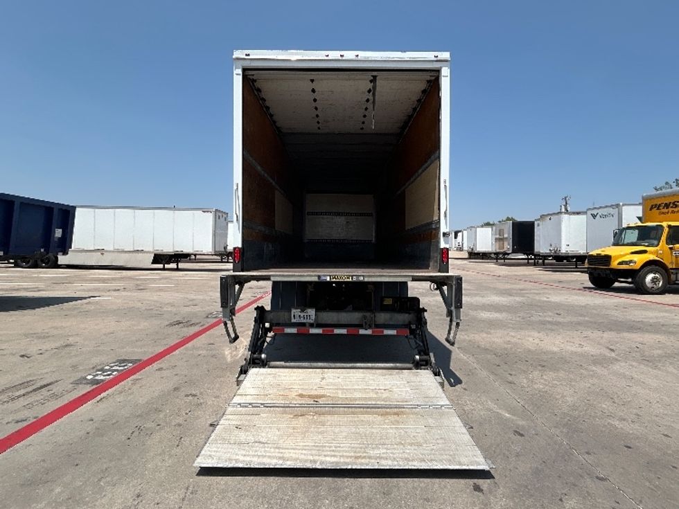 Medium Duty Box Truck-Light and Medium Duty Trucks-International-2021-MV607-Carrollton-TX-174,656\n\t\tmiles-$ 56,500 - Image 9