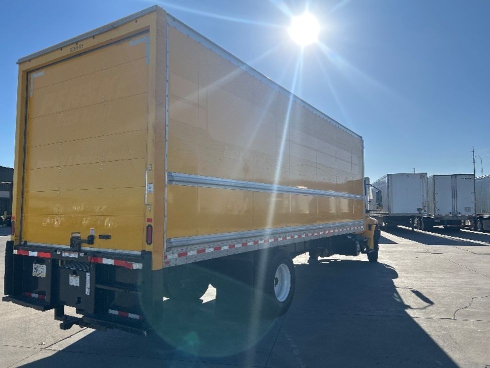 Medium Duty Box Truck-Light and Medium Duty Trucks-International-2021-MV607-Carson-CA-197,670\n\t\tmiles-$ 42,500 - Image 13